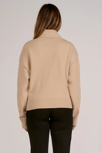 V Neck Sweater in Oatmeal - Elan