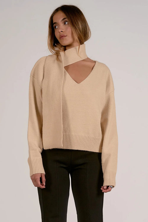 V Neck Sweater in Oatmeal - Elan